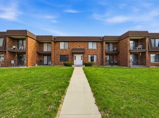 5716 Golden Ct #52, Cedar Rapids, IA