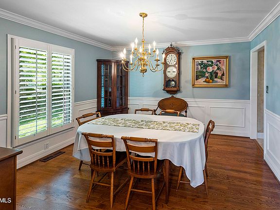 5th image of 11909 Longstreet Pl