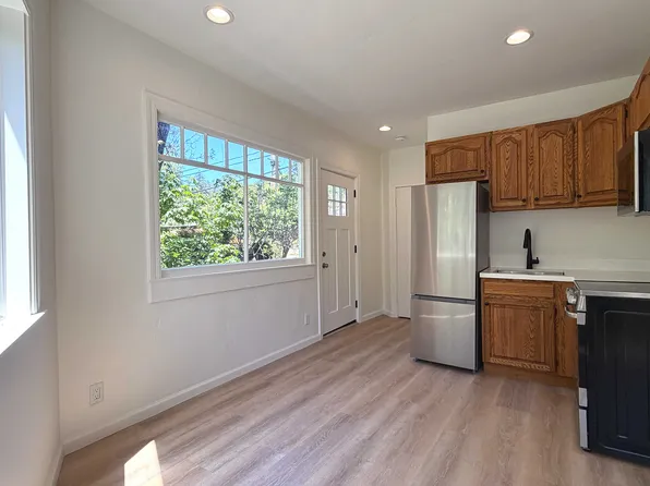 1 Castro St, Forest Knolls, CA 94933