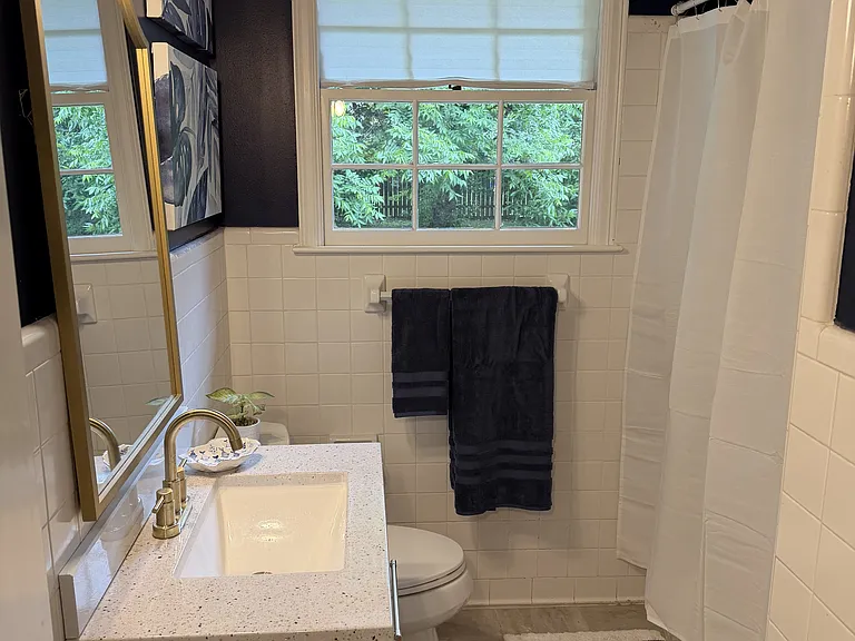 1410 Forsythe Ave — Photo 8