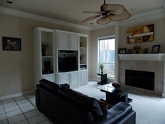 3rd image of 2508 Waltham Dr