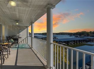 180 Lakeview Resort Blvd #3C, Sunrise Beach, MO 65079