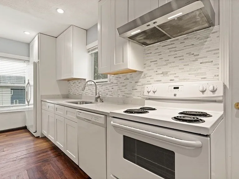 67 Wales St #2 — Photo 9