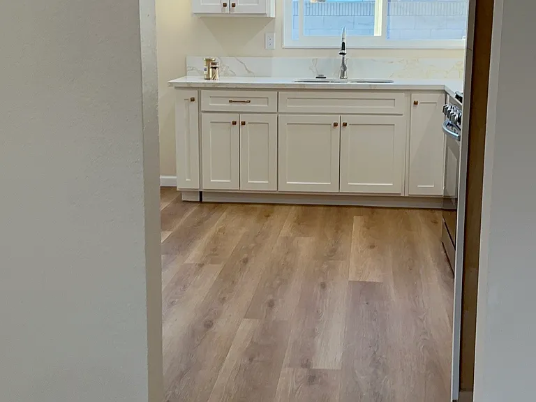 12572 Lorna St — Photo 7