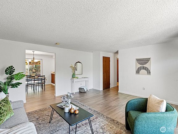 5th image of 2754 Grand Fir Place SE