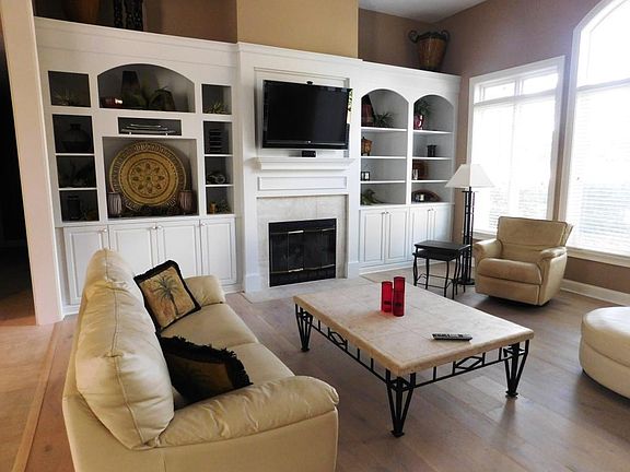4th image of 44 Wedgefield Dr