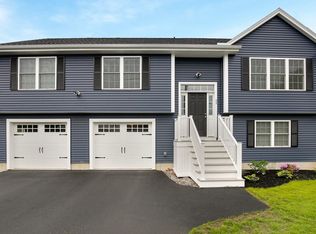 33 Thornton Ave, Methuen, MA 01844