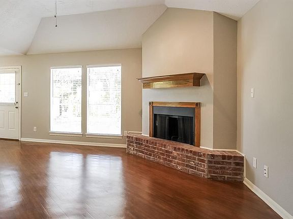 4th image of 3125 Balzar Dr