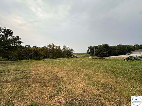4th image of Wade Blvd