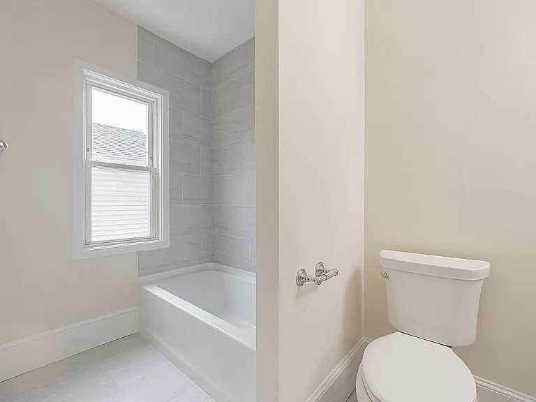 680 Harvard St #2 — Photo 19