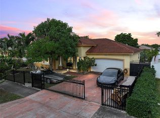 7050 W 4th Ln, Hialeah, FL 33014