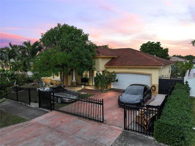 7050 W 4th Ln, Hialeah, FL, 33014