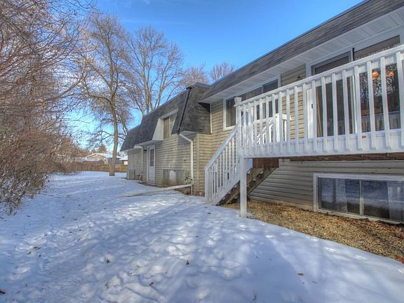 Private yard and deck.