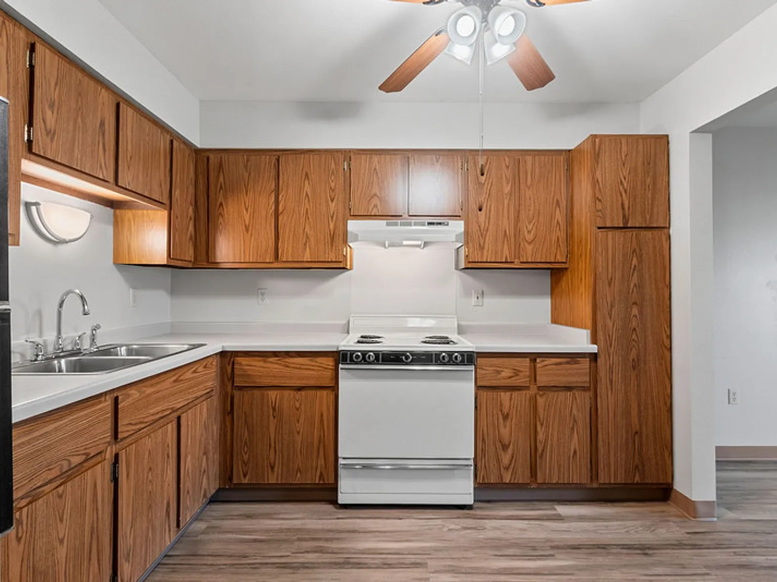 Mayville Heights Apartments — Photo 3