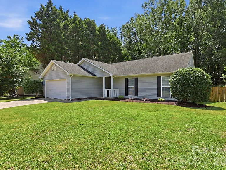13114 Woodland Farm Dr — Photo 32