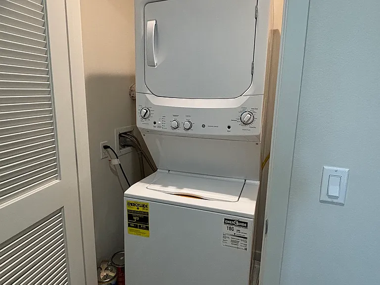 In-Unit Washer & Dryer