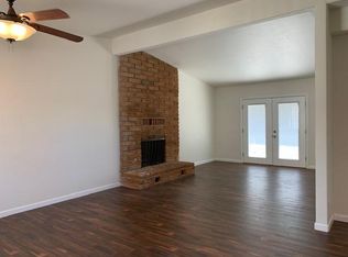 1038 W Avenue J13, Lancaster, CA 93534