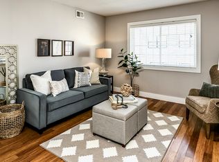 3070 Mason St #6, Omaha, NE 68105