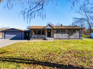 17901 Inkster Rd, Brownstown, MI 48174