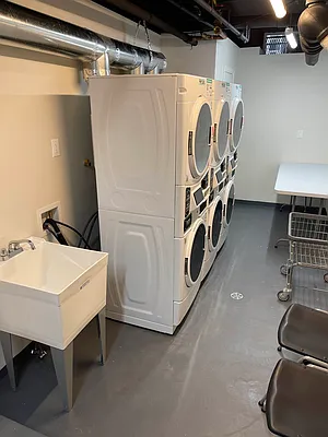 Rented by Eric Goodman Realty Corp | media 16