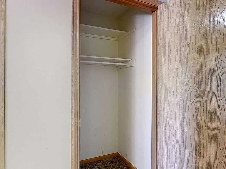 Northbrook Apartments — Photo 308