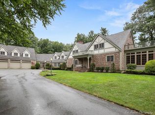 85 Hill St, Topsfield, MA 01983