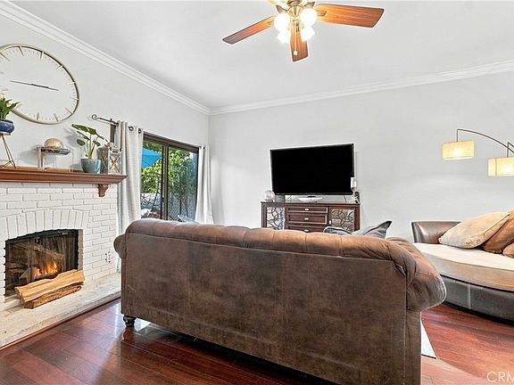 3rd image of 10234 Variel Ave Unit 5