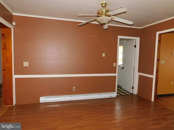 5th image of 700 E Needwood Ave