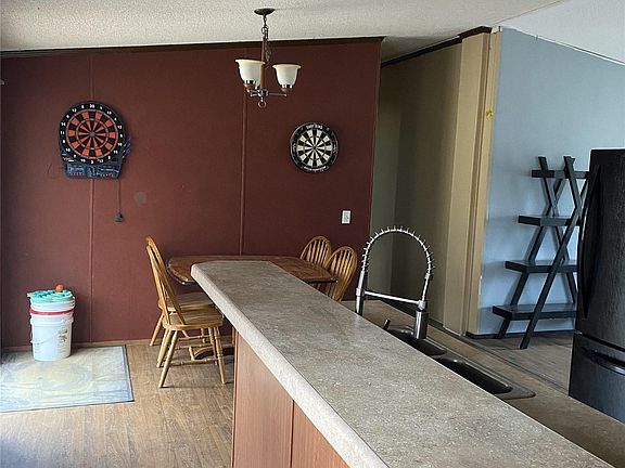 3rd image of 68840 East Cres #314
