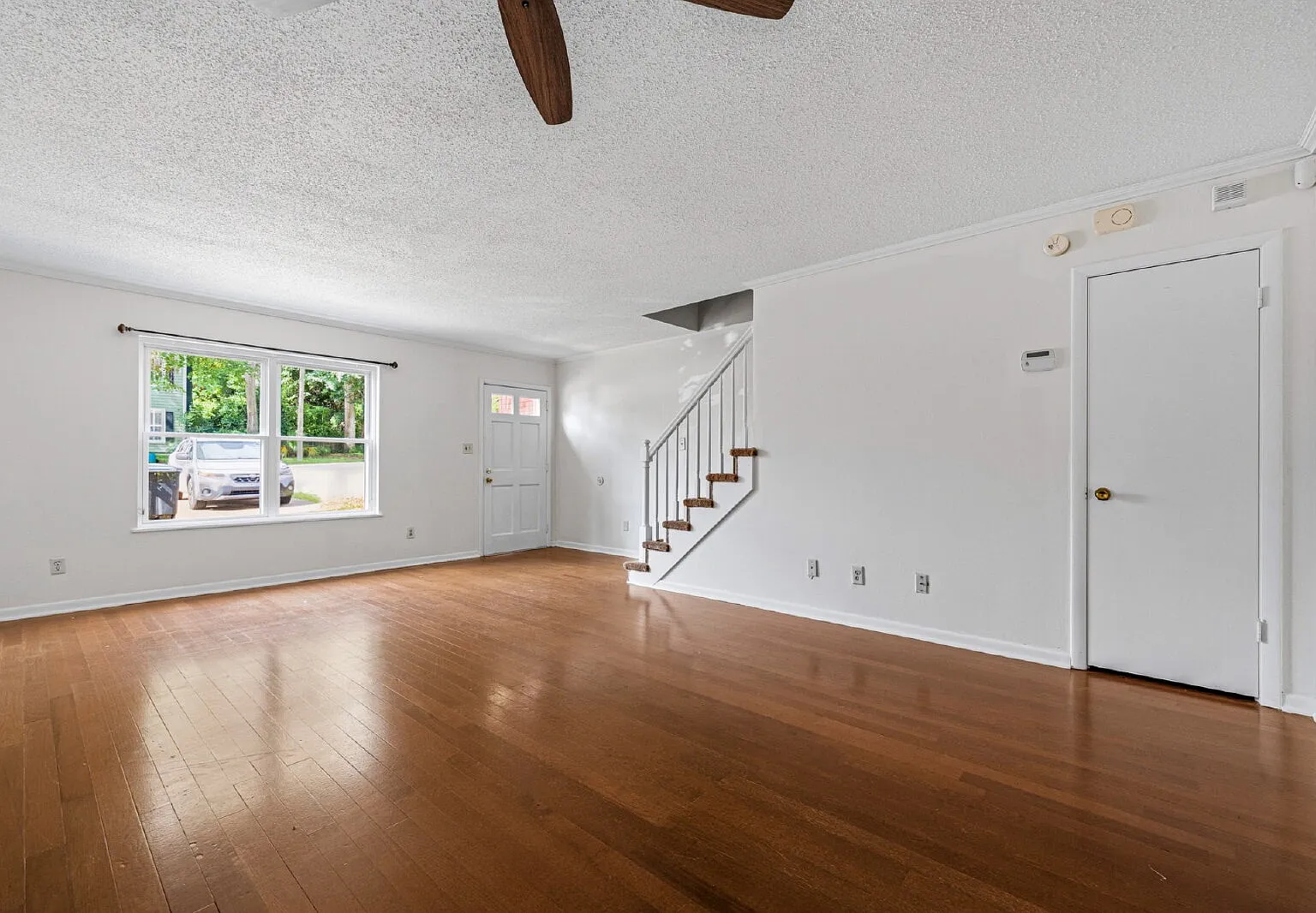 2 bed, 2.0 bath, 1596 sqft, $1,595 — Photo 3