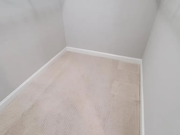 3173 Montilla Dr — Photo 29