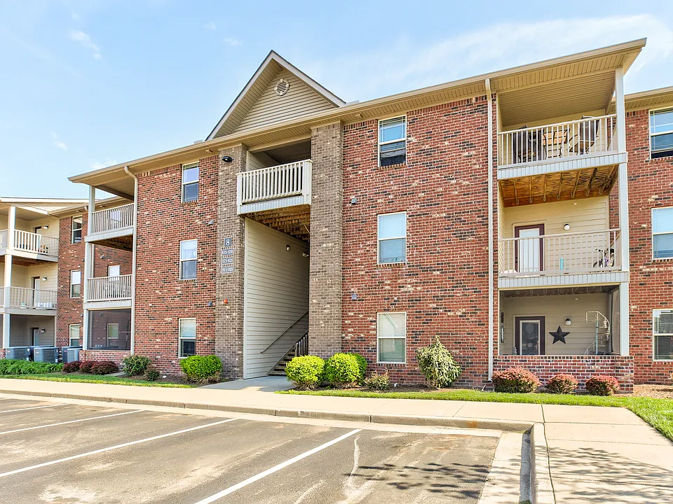 Shelby Oaks Apartments