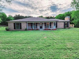 507 N Adams St, Carthage, TX 75633