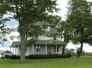 5445 Keck Rd, Lockport, NY 14094