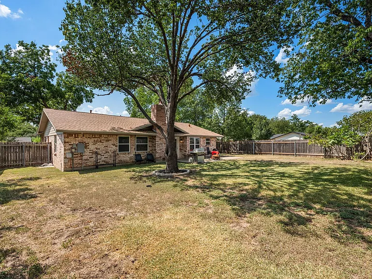 8511 Daleview Dr — Photo 28