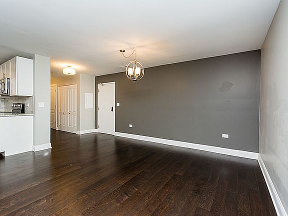 4th image of 123 Acacia Dr Unit 305