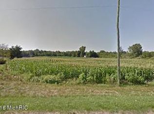 5590 Territorial Rd, Benton Harbor, MI 49022