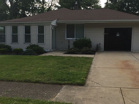 2nd image of 409 W Grace St