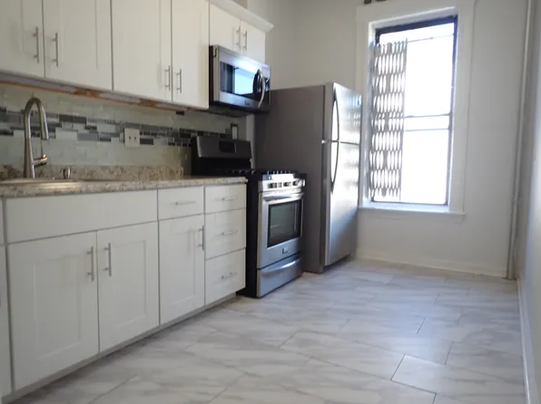 1226 Nostrand Avenue image 5 of 7