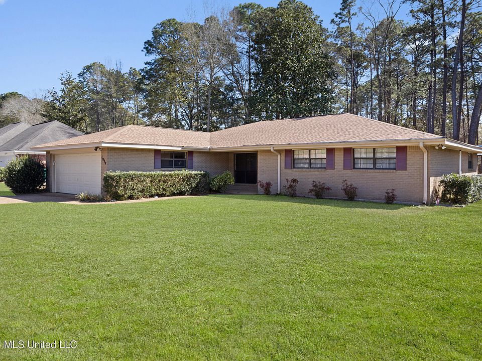 1st image of 1034 Conley Cir