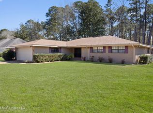 1034 Conley Cir, Ocean Springs, MS 39564