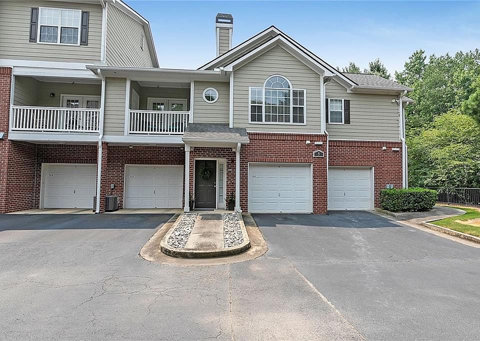 1st image of 5119 Woodland Ln