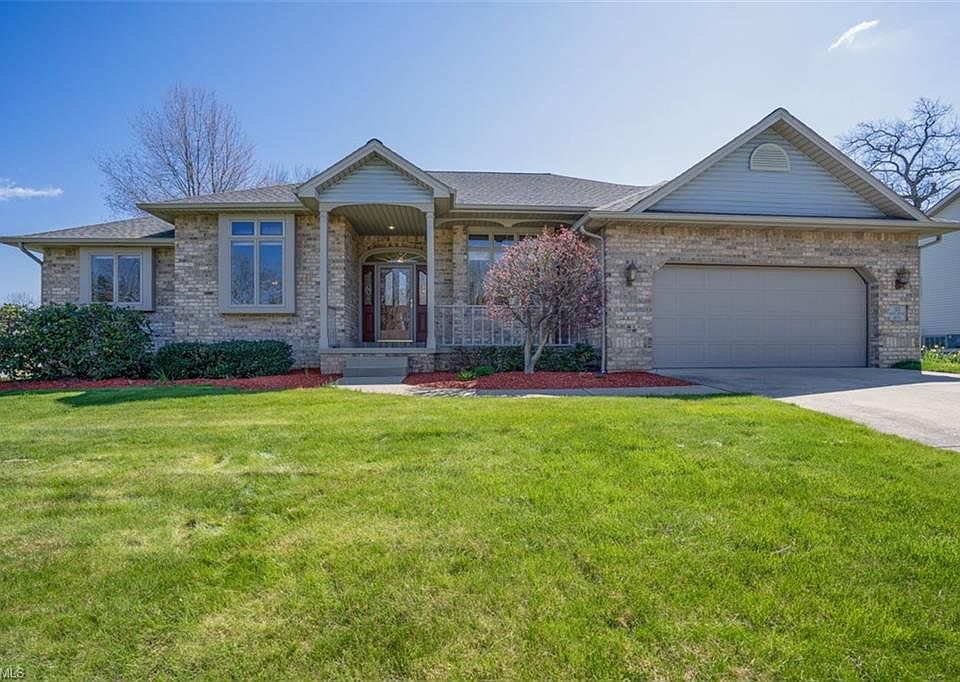 1st image of 313 Deer Creek Dr