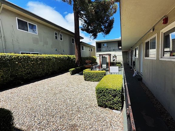 4th image of 2515-2525 10th Ave #2505-6