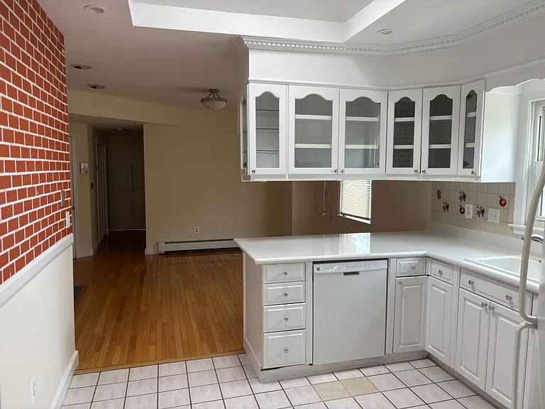 49 S Water St #3L — Photo 3