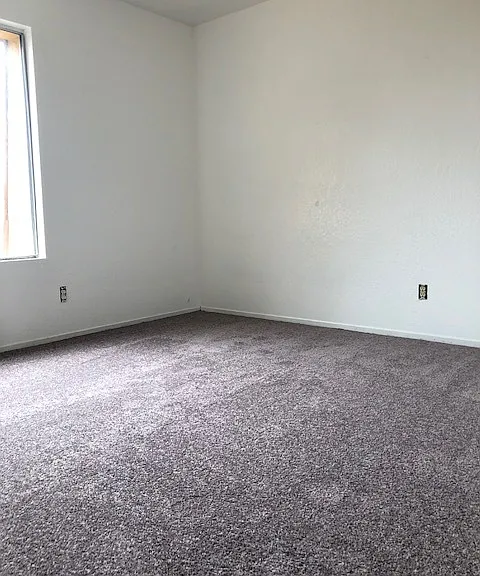 474 Reservation Rd — Photo 7