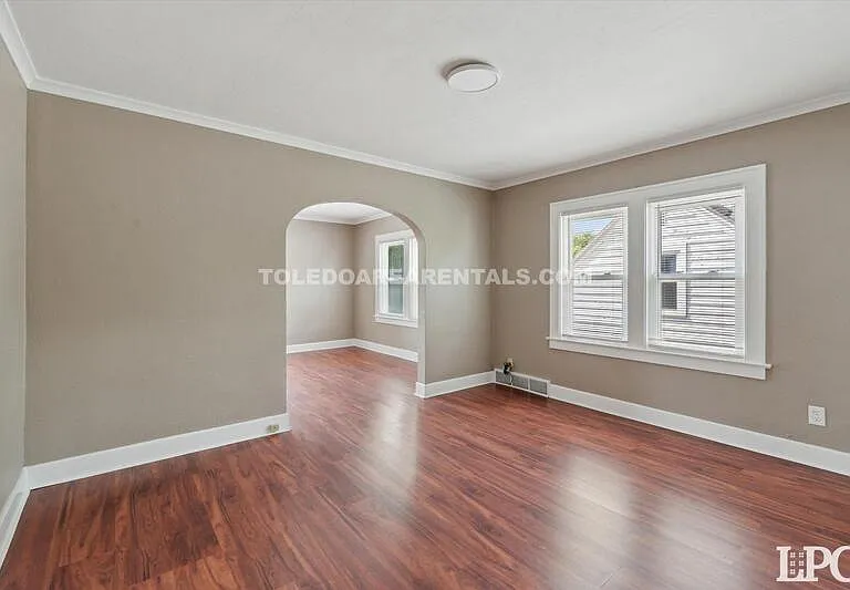 2030 Wyndhurst Rd — Photo 7