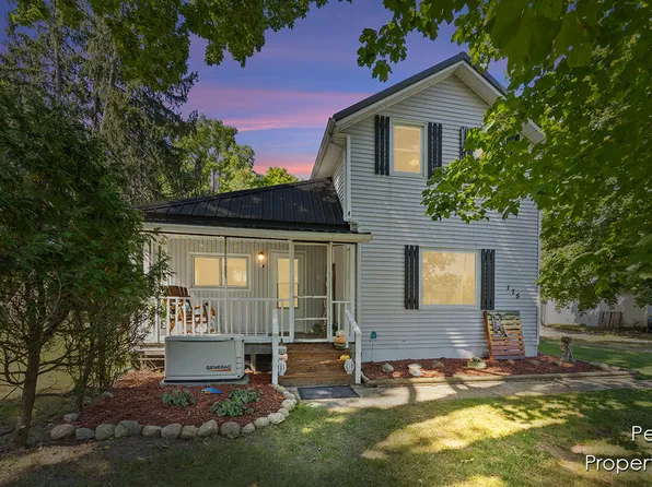 175 S Vosper St, Saranac, MI 48881