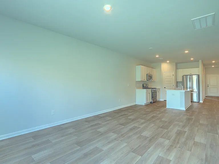 211 River Birch Ln — Photo 10