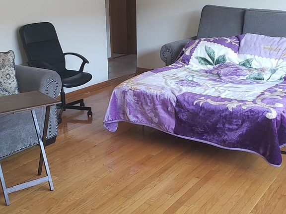 5th image of 3119 N Nashville Ave APT 3E